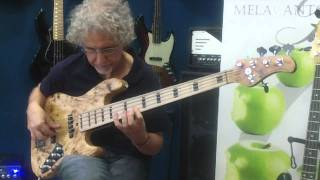 Video thumbnail for www.melacantomelasuono.it Mayones Jabba 5 Custom by Michele Di Carlantonio