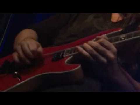 Jeff Scott Soto - Soul divine (Live in Madrid ´09)