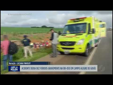 Acidente com ônibus deixa feridos na BR-050 em Campo Alegre de Goiás
