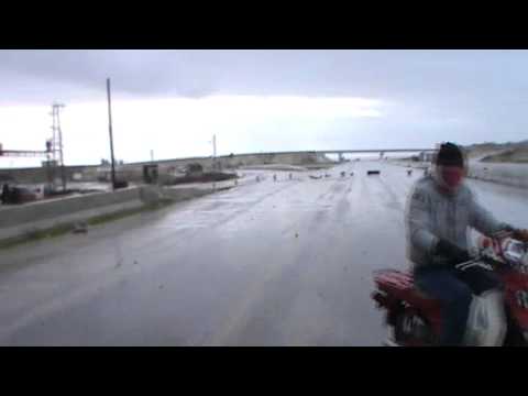 لقاء مع العقيد الطيار قاسم سعد الدين أثناء جولة تفقدية على الطريق الدولي في منطقة مورك