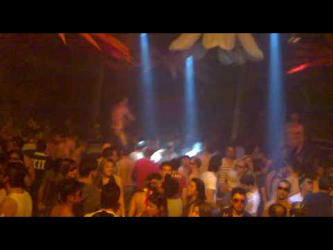 Mor Avrahami ft. Chen - Up & Down (Original Mix) - Pacha Sao Paulo 3.6.10