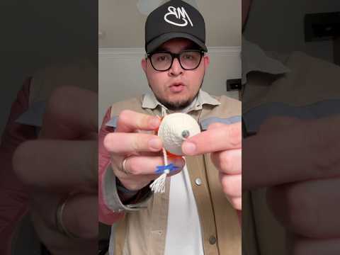 That’s how’s you spin a trompo 👀 #migbee #trompo #spintop #spinningtops