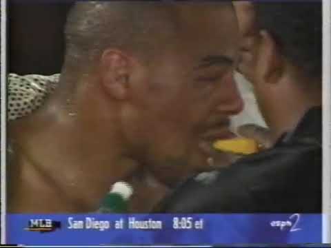 Emanuel Augustus vs Ivan Robinson