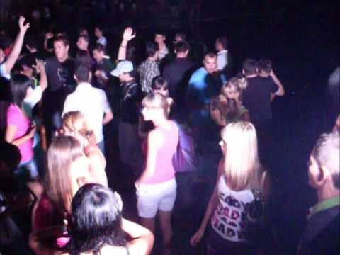 DJ Wise D & DJ Kobe House Party na bazenu