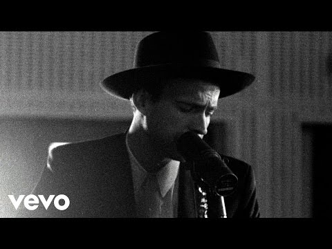 Out From The Valley And Into The Stars - The Veils