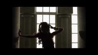 Anahi -Absurda Music Video.