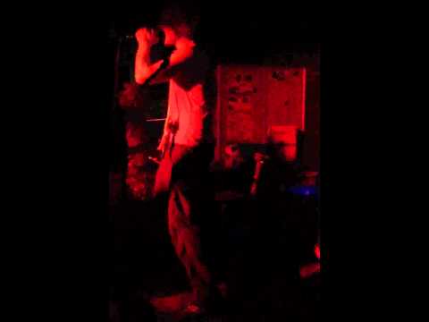 MushiFlo ft. Dirk Bernemann - Wir sind alle Scheiss-Sklaven ( LIVE in Münster - 26.09.2012)