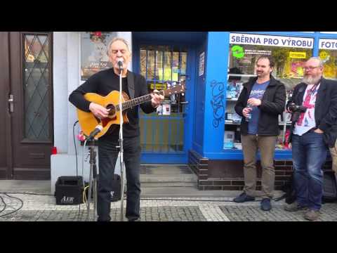 Zpívání u Karla Kryla - Praha 2016-04-12 - Wabi Daněk
