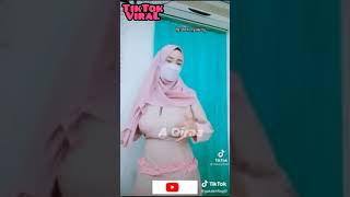 Download lagu TikTok jilbab pink gunung gede🔥dance TikTok ViraL Terbaru 2021 #Short mp3