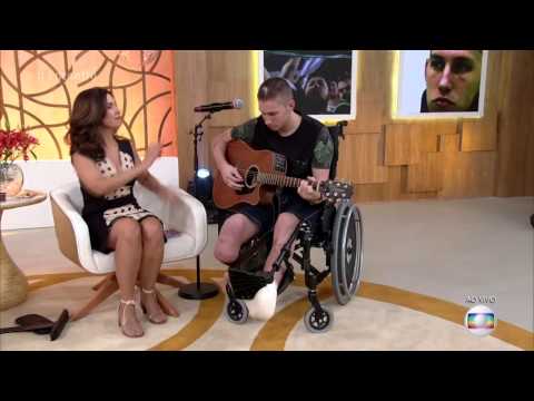 Jakson Follmann Goleiro Da Chapecoense Canta  Flor e O beija Flor No encontro HD