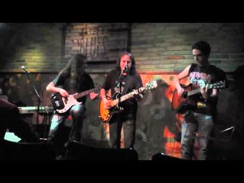 Toni Smith & Blacsmith Underground Acoustic Crossover