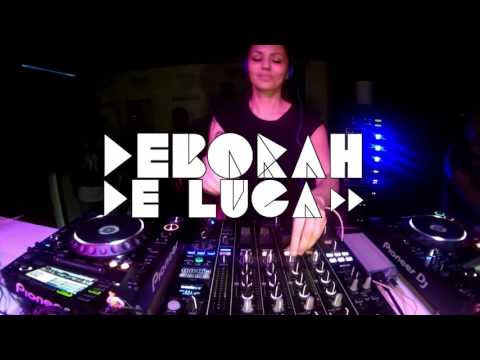 Privileged Night presenta: Deborah De Luca@ Dasava Club