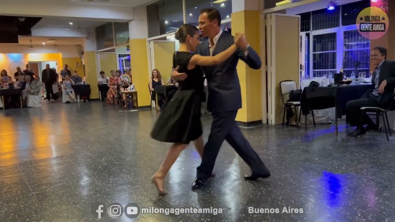 Alvaro Salas y Julieta Cappiello  - Milonga Gente Amiga - 07/ENE/2023 (3/3)