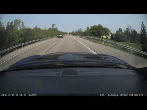 Truck spins out when trailer starts fishtailing