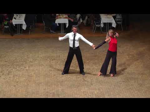 Discofox - Manfred Lehne & Ellen Lindemann - DM 2014 Sen S Kür "Good Feeling