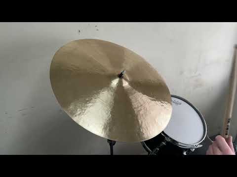 Champion Cymbals 22" 2247g