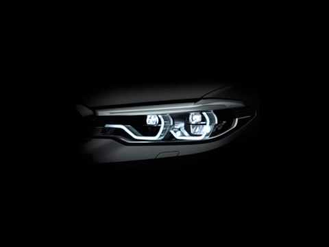 Adaptive LED Headlights on BMW 5 Series 2017 G30