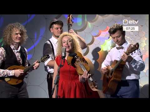 CURLY STRINGS "Kauges külas"