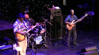 Taj Mahal Trio LRBC 2011 "You're Gonna Need Somebody On Your Bond"