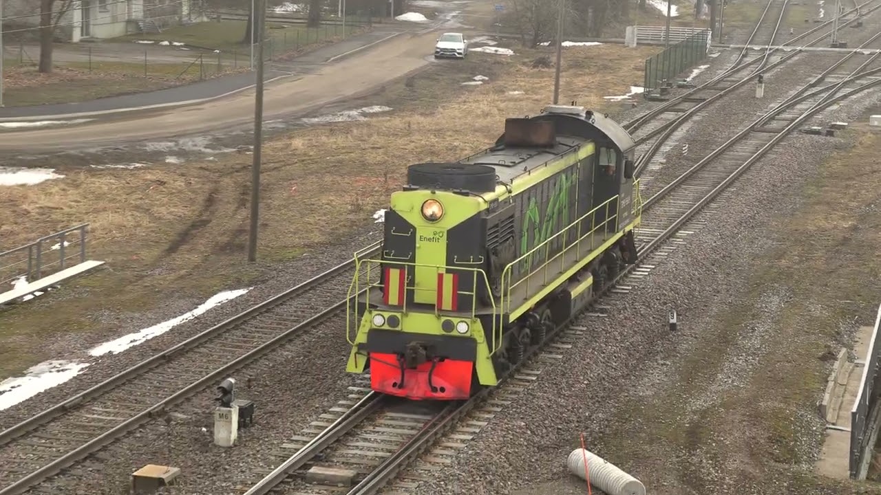 Тепловоз ТЭМ2-5609 на ст. Вайвара / TEM2-5609 at Vaivara station