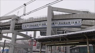 preview picture of video 'Chiba Urban Monorail & Snow scene 千葉都市モノレール 1000形電車 (雪景色の千葉市)'