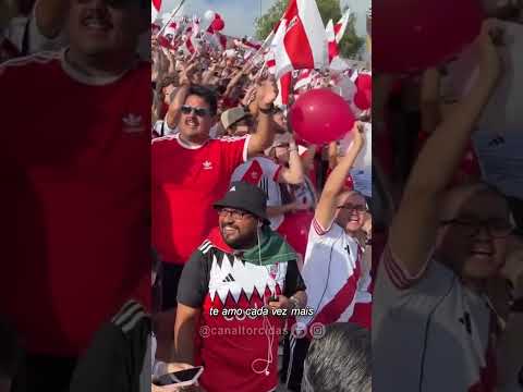 "Torcida do River Plate, hoje (21), em em jogo diante do Monterrey na Copa do Mundo de Clubes." Barra: Los Borrachos del Tablón &bull; Club: River Plate