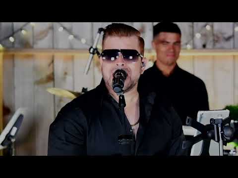 Oscar Arriaga - Amiga (Rey Ruíz) Cover