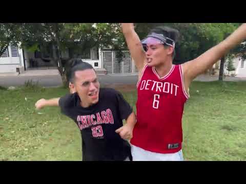 FÚTBOL DE BARRIO😂