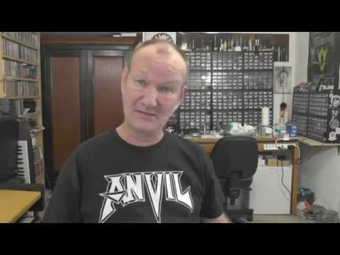 Батарейный блок Innokin iTaste VV4-M Simple Kit (1000mAh) (варивольт/вариватт) - видео 2