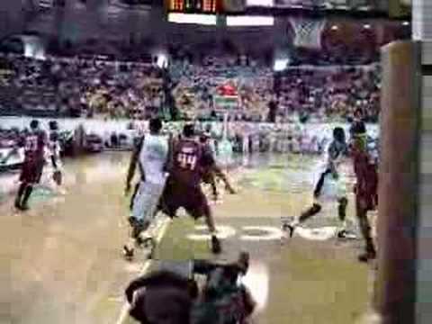 Georgia Tech Basketball oop to Smith