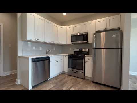 2331 N 33rd St #5: 2 BD / 1.5 BA