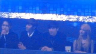 121229 TVXQ cheering for Teen Top @SBS Gayo