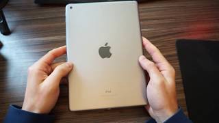 APPLE iPad 9,7" Wi-Fi 32GB - Space Grau (2018) UNBOXING