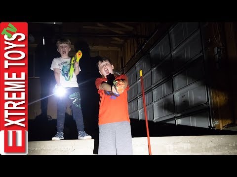Exploring Spooky Garage and Nerf Battle in New House! Video