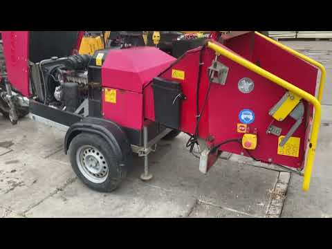 Gebraucht Wood chipper Linddana single axle woodchipper Year 2016