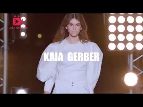 Best runway walks 2019 ! - Must See