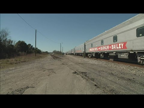 Circus train's 911 call