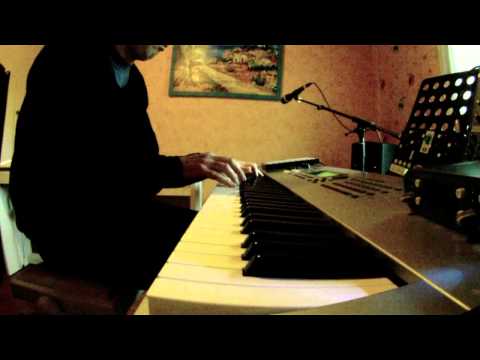 Improvisation with motif ES (ksounds piano bank)