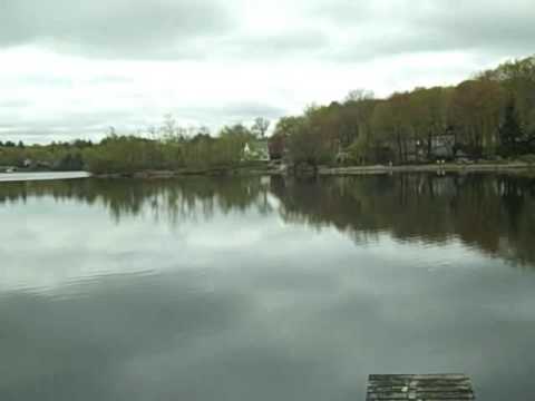 Looking for Lakefront Property on Lake Nipmuc in Mendon Massachusetts?