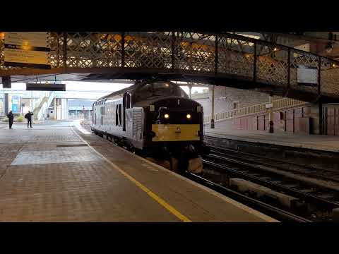 Class 37, 37668 departing Perth