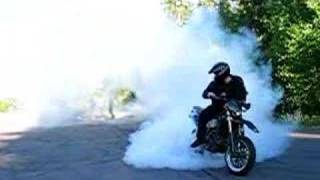preview picture of video 'Husqvarna SM 450 R Burnout'