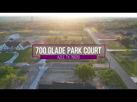 700 Glade Park Court , Azle, TX 76020