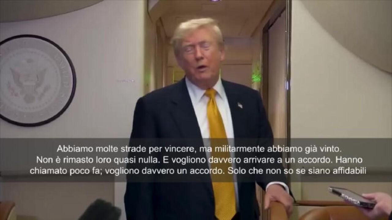Trump: Mi hanno chiamato dall'Iran, vogliono fare un accordo disperatamente