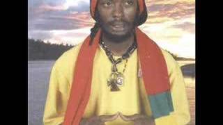 Living In Love - I Wayne