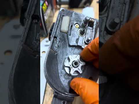 Stihl Pole saw sprocket replacement and washers on a  HT101 / HT131 pole saw