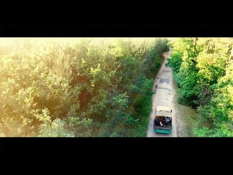 SOSNOWSKI - GŁOWĄ W DÓŁ