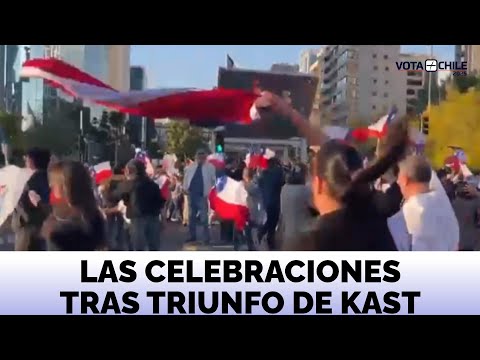 Comienzan las celebraciones en las calles tras triunfo de Kast: se registran algunas tensiones