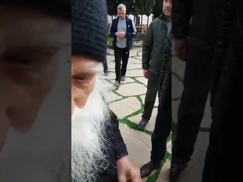 Pr Iulian de la Prodromu:"Cum mă privește Dumnezeu". Poezie compusă de el