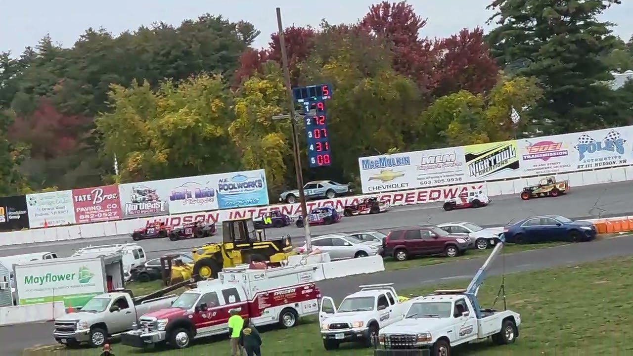 Hudson Speedway- Dwarf Cars feature 10-11-26