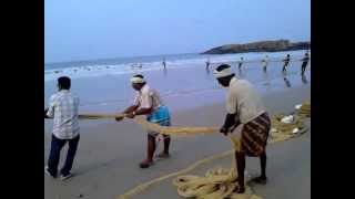 preview picture of video 'Fishing at Kovalam beach, Trivandrum'